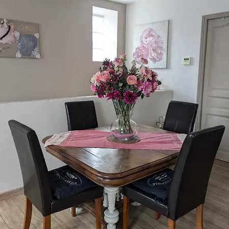 Spacieux Et Apartment *
